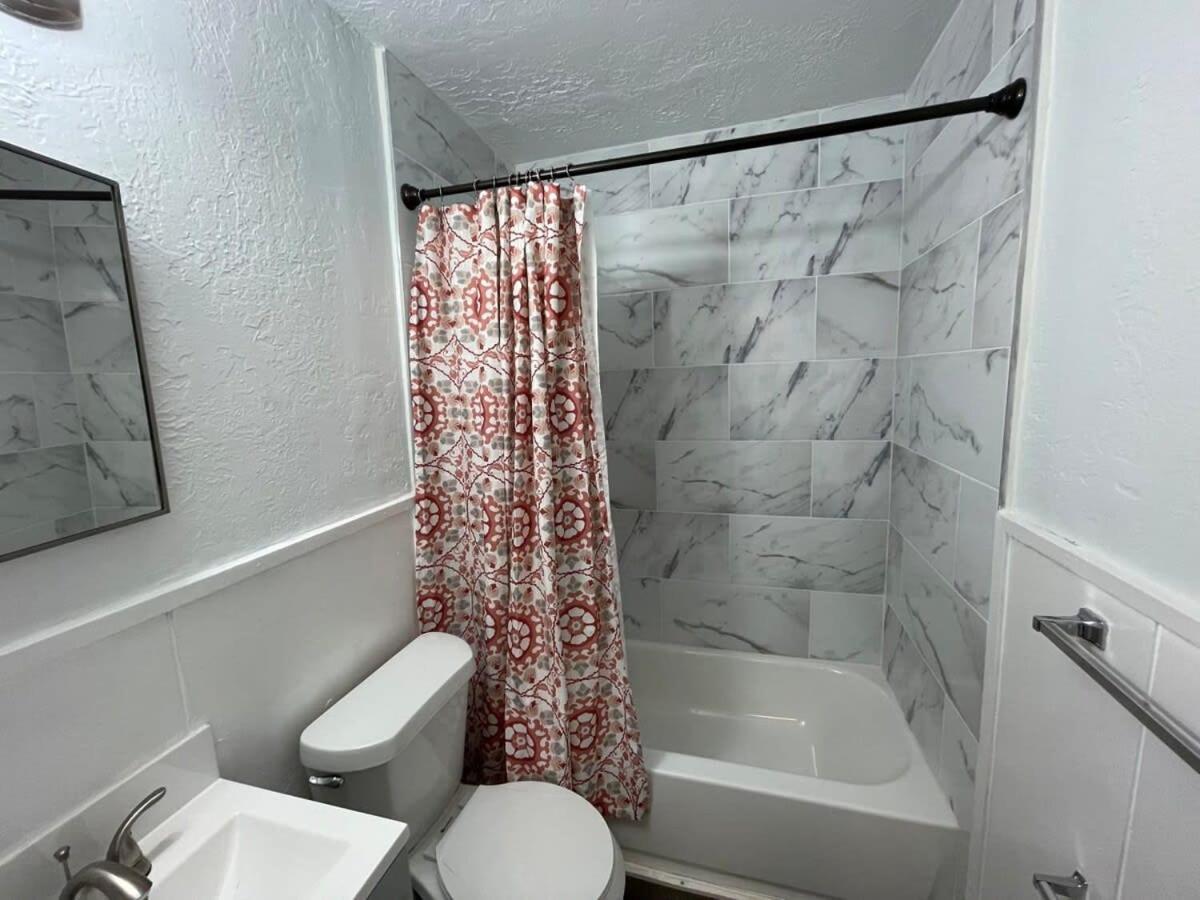 Cozy 3-Bedroom, 1-Bath Home Close To Fort Sill Lawton Exterior photo
