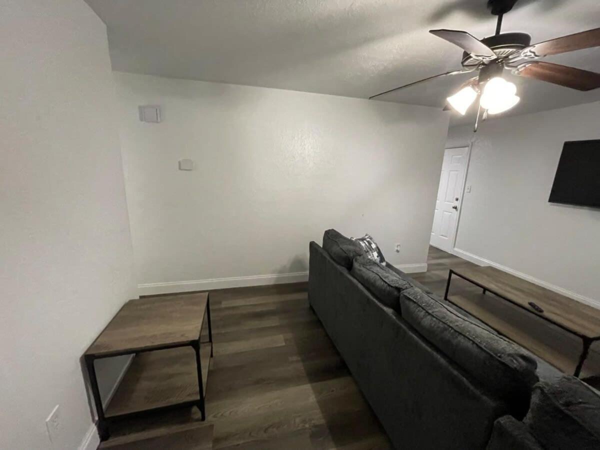 Cozy 3-Bedroom, 1-Bath Home Close To Fort Sill Lawton Exterior photo